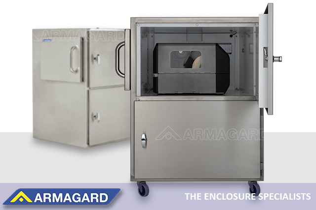 Un armario calefactado le permite utilizar una impresora industrial SATO a temperaturas de hasta -30 °C Impresora industrial SATO en un armario calefactado de acero inoxidable