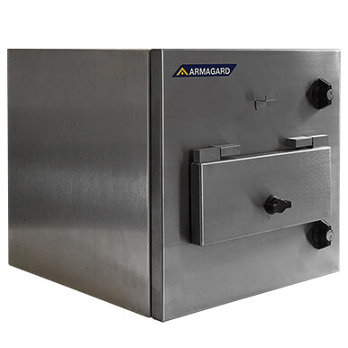 Vista lateral izquierda de un gabinete impermeable para impresora de códigos de barras Zebra ZD421 de acero inoxidable