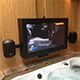 Un jacuzzi doméstico equipado con un gabinete para TV Exterior 32"