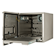 Un gabinete resistente al agua para impresora de etiquetas Zebra ZT411 vacío con bandeja extraíble para impresora